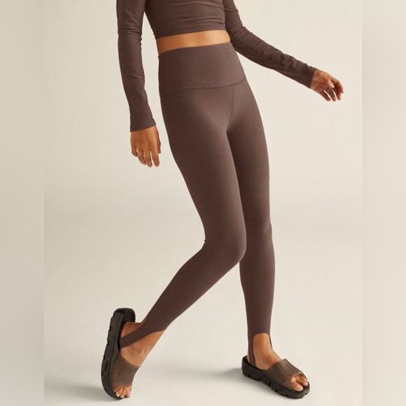 Beyond Yoga Space Dye Truffle Heather Stirrups Leggings High Rise Size XS - Picture 1 of 7
